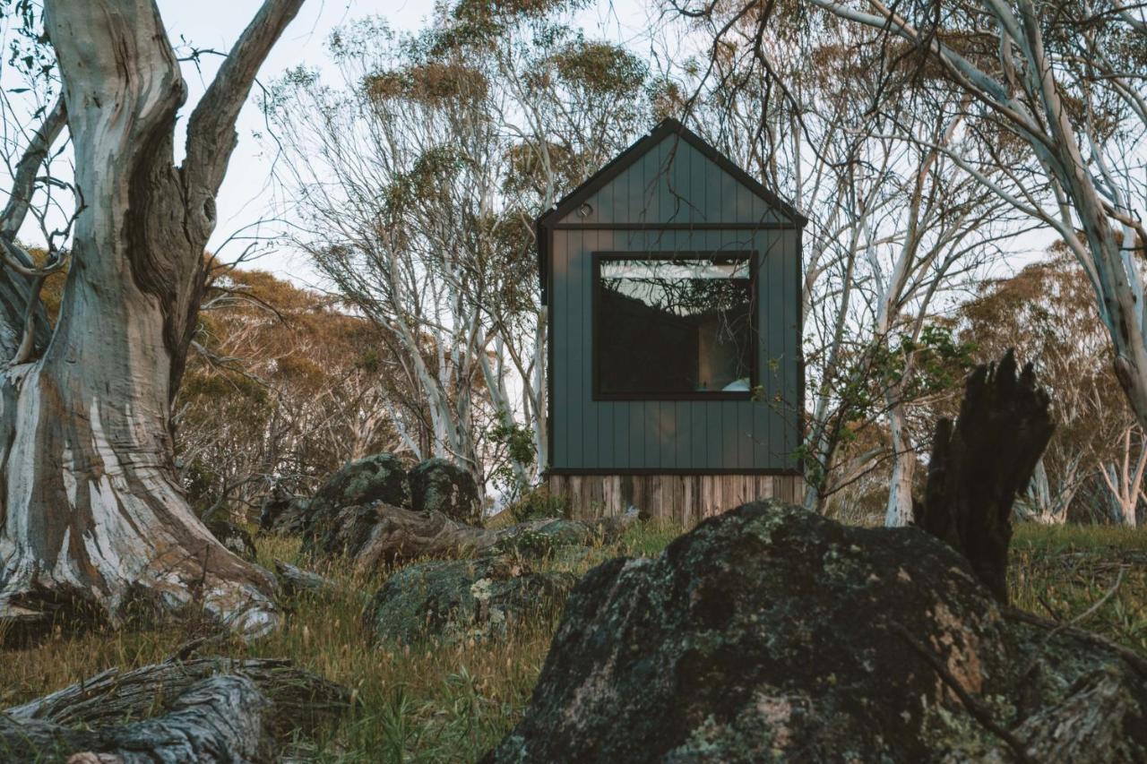 Big Yard Escapes - Two Off-Grid Tiny Houses On The Mowamba River Jindabyne Zewnętrze zdjęcie